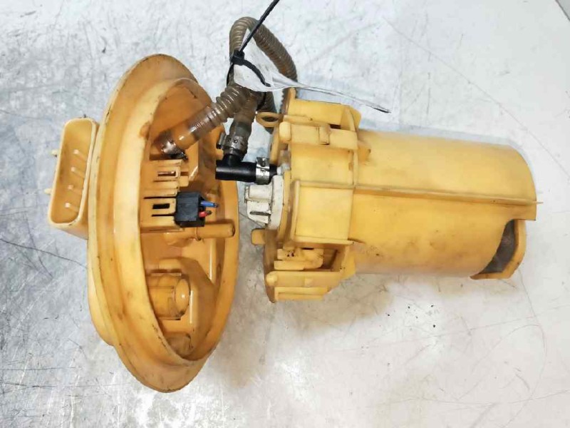 Recambio de bomba combustible para opel vectra c berlina 1.9 16v cdti cat (z 19 dth / lrd) referencia OEM IAM 228216003023 00824