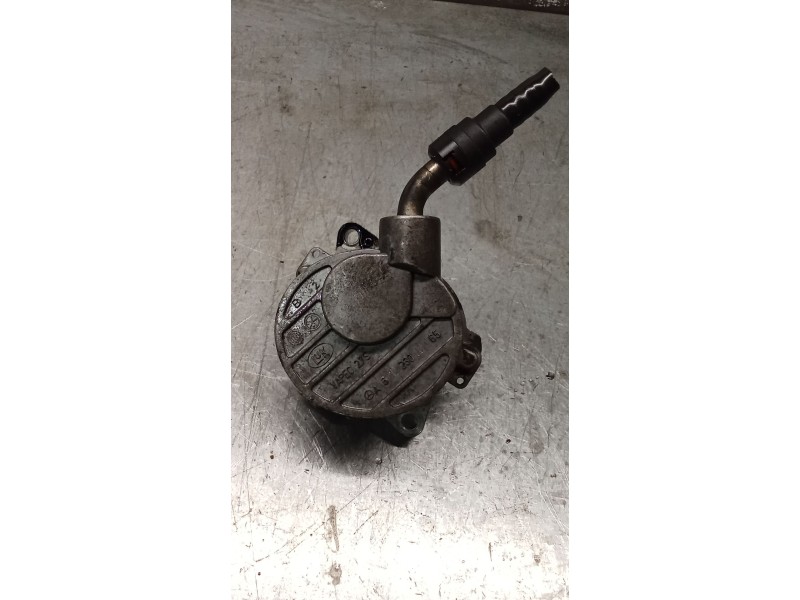 Recambio de depresor freno / bomba vacio para mercedes-benz clase s (w220, v220) s 320 cdi (220.025, 220.125) referencia OEM IAM