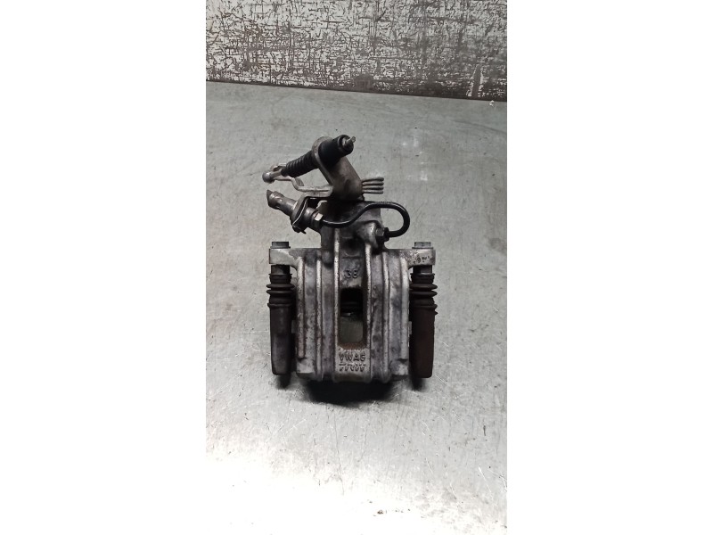 Recambio de pinza freno trasera derecha para seat altea (5p1) 1.9 tdi referencia OEM IAM  TRW 04
