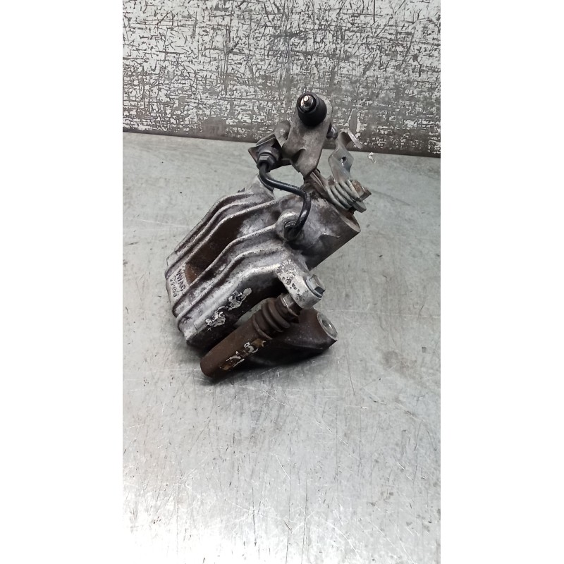Recambio de pinza freno trasera derecha para seat altea (5p1) 1.9 tdi referencia OEM IAM  TRW 04
