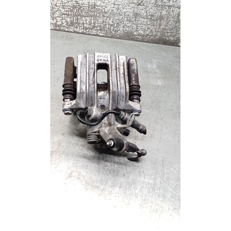 Recambio de pinza freno trasera derecha para seat altea (5p1) 1.9 tdi referencia OEM IAM  TRW 04