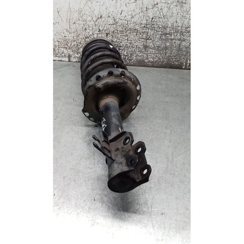 Recambio de amortiguador delantero izquierdo para opel zafira / zafira family b (a05) 1.9 cdti (m75) referencia OEM IAM 22214012