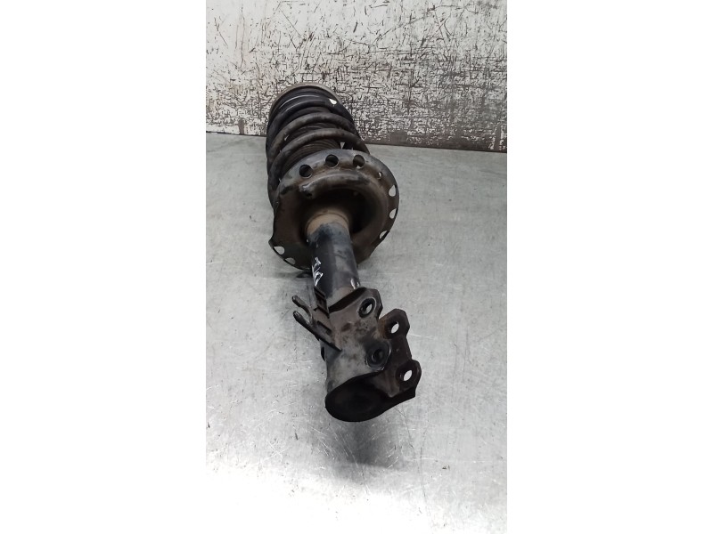 Recambio de amortiguador delantero izquierdo para opel zafira / zafira family b (a05) 1.9 cdti (m75) referencia OEM IAM 22214012