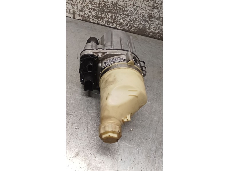 Recambio de bomba direccion para opel zafira / zafira family b (a05) 1.9 cdti (m75) referencia OEM IAM 13276990  ELECTRICA