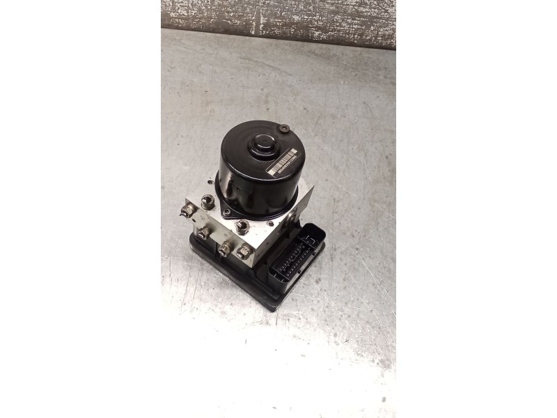 Recambio de abs para opel zafira / zafira family b (a05) 1.9 cdti (m75) referencia OEM IAM 10096005903 00404674E1 13244860 10020