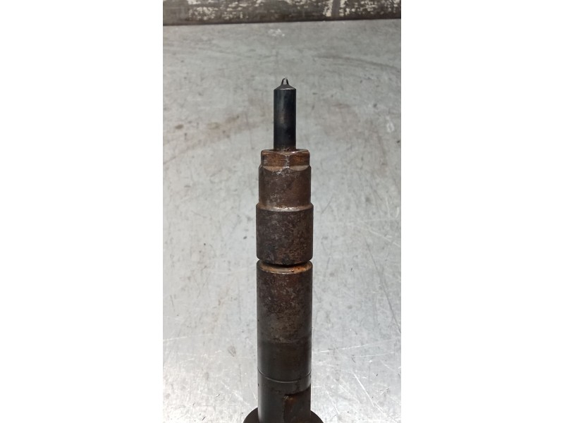 Recambio de inyector para opel zafira / zafira family b (a05) 1.9 cdti (m75) referencia OEM IAM 0445110276  BOSCH