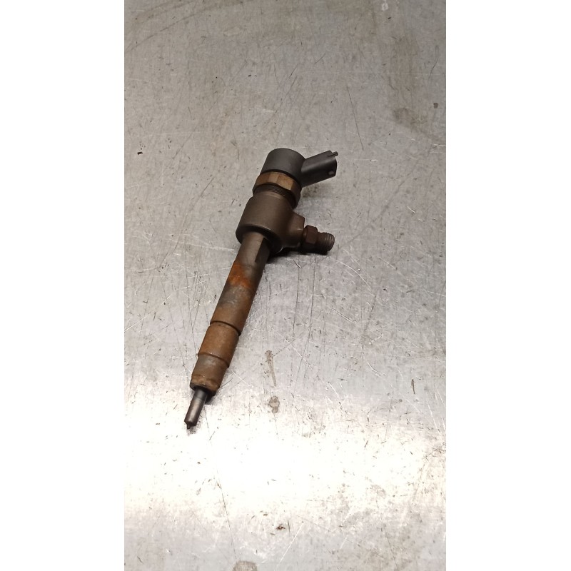 Recambio de inyector para opel zafira / zafira family b (a05) 1.9 cdti (m75) referencia OEM IAM 0445110165  BOSCH