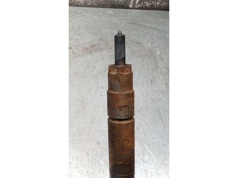 Recambio de inyector para opel zafira / zafira family b (a05) 1.9 cdti (m75) referencia OEM IAM 0445110165  BOSCH