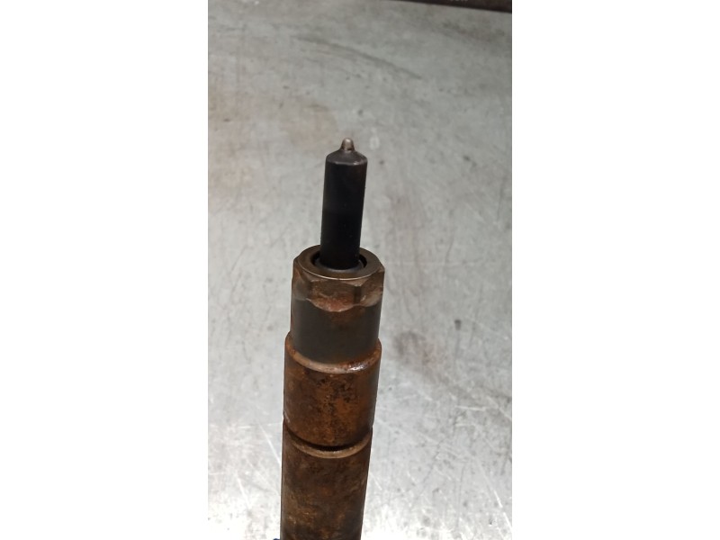 Recambio de inyector para opel zafira / zafira family b (a05) 1.9 cdti (m75) referencia OEM IAM 0445110165  BOSCH