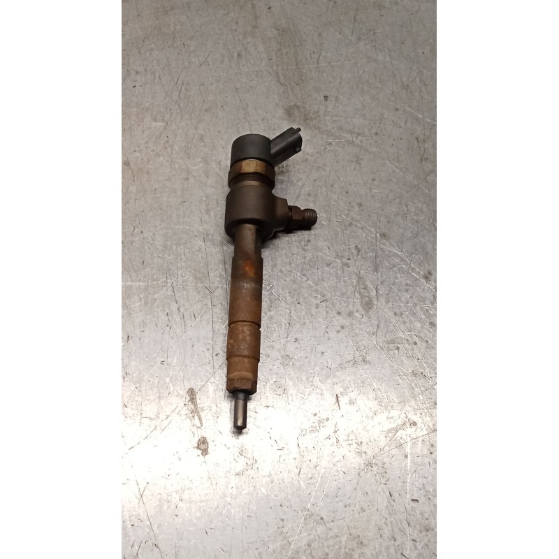 Recambio de inyector para opel zafira / zafira family b (a05) 1.9 cdti (m75) referencia OEM IAM 0445110165  BOSCH