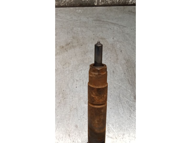 Recambio de inyector para opel zafira / zafira family b (a05) 1.9 cdti (m75) referencia OEM IAM 0445110165  BOSCH