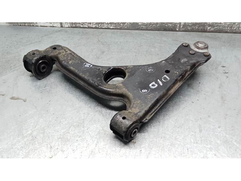 Recambio de brazo suspension inferior delantero derecho para opel zafira / zafira family b (a05) 1.9 cdti (m75) referencia OEM I