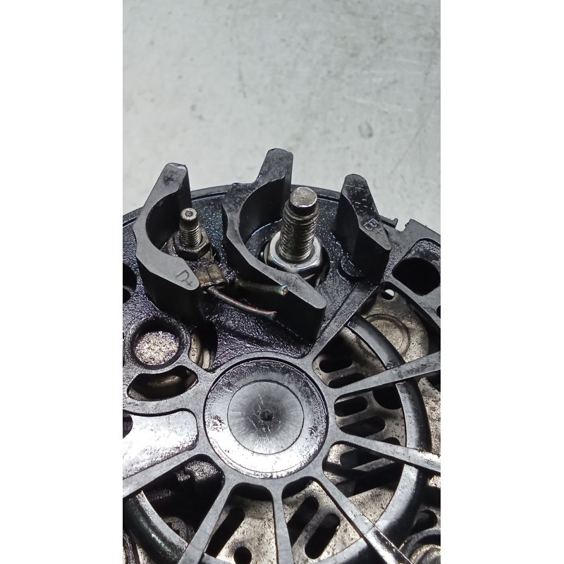 Recambio de alternador para opel zafira / zafira family b (a05) 1.9 cdti (m75) referencia OEM IAM 0986048791 105A 05