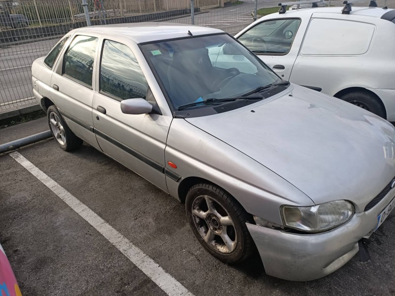 ford escort berl./turnier del año 1999