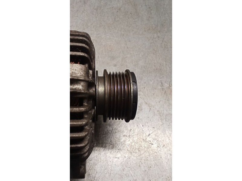 Recambio de alternador para seat altea (5p1) 1.9 tdi referencia OEM IAM 06F903023C 2542695G TG14C011 140A