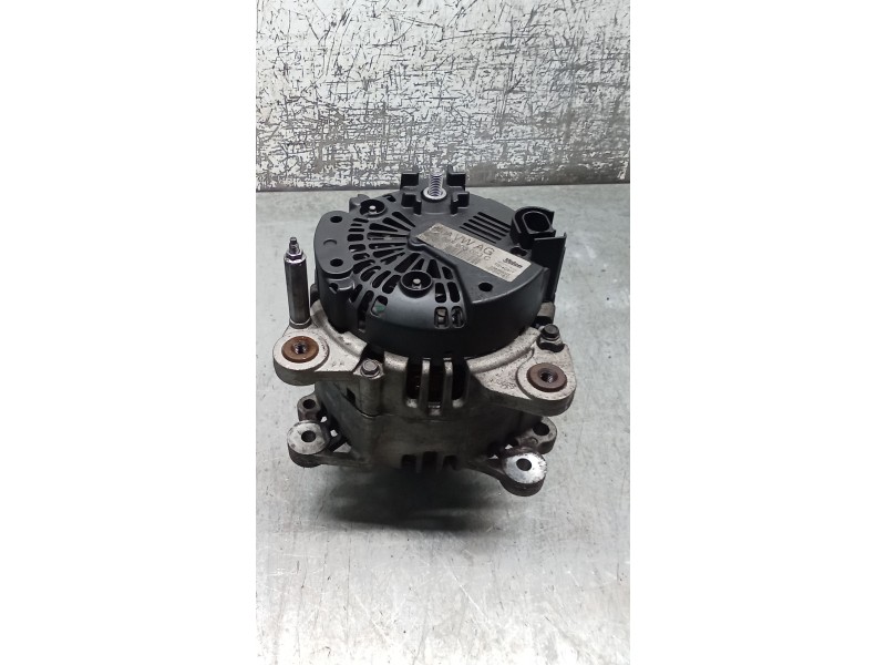 Recambio de alternador para seat altea (5p1) 1.9 tdi referencia OEM IAM 06F903023C 2542695G TG14C011 140A