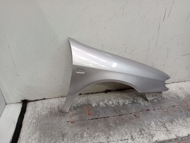 Recambio de aleta delantera izquierda para citroën xsara (n1) 2.0 hdi 90 referencia OEM IAM   