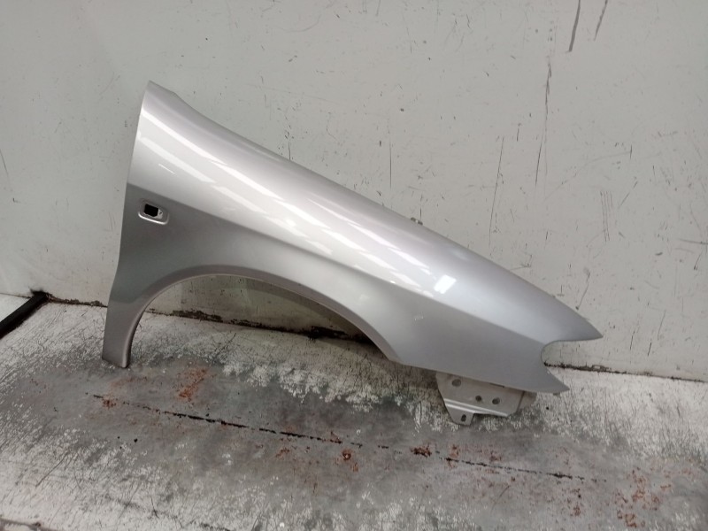 Recambio de aleta delantera izquierda para citroën xsara (n1) 2.0 hdi 90 referencia OEM IAM   