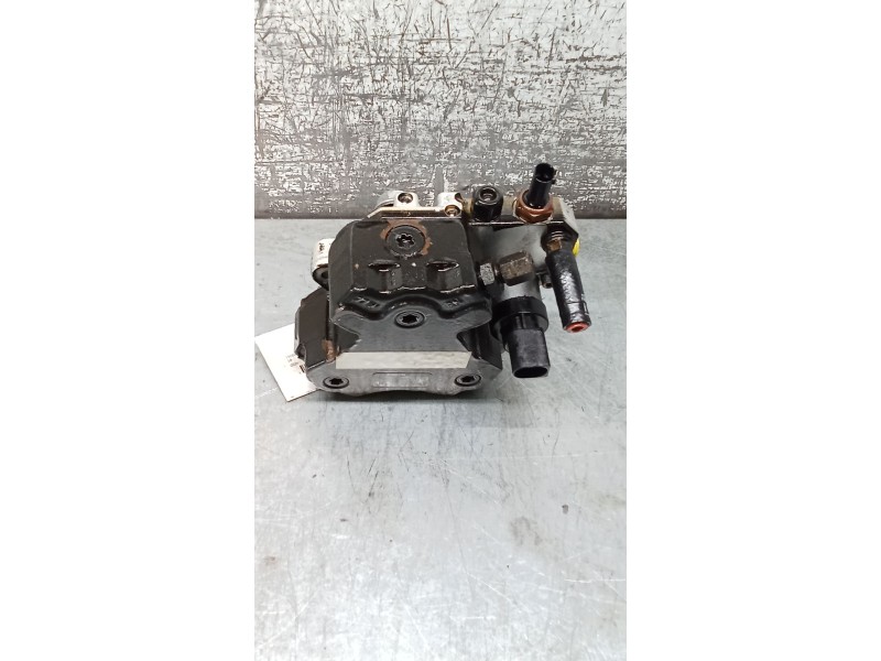 Recambio de bomba inyeccion para mercedes-benz clase b sports tourer (w245) b 200 cdi (245.208) referencia OEM IAM   BOSCH