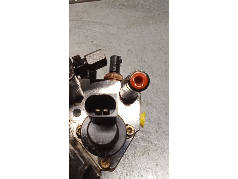 Recambio de bomba inyeccion para mercedes-benz clase b sports tourer (w245) b 200 cdi (245.208) referencia OEM IAM   BOSCH