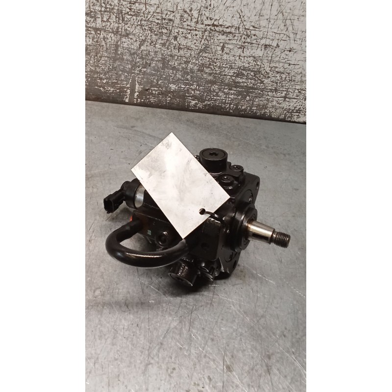 Recambio de bomba inyeccion para opel zafira / zafira family b (a05) 1.9 cdti (m75) referencia OEM IAM 0445010097 0055204599 BOS