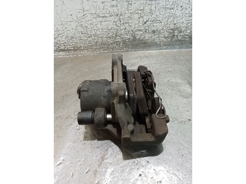 Recambio de pinza freno delantera izquierda para volkswagen passat b3/b4 (3a2, 35i) 1.9 tdi referencia OEM IAM   97