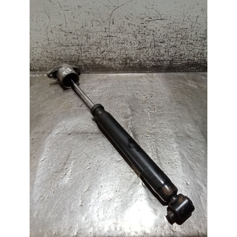 Recambio de amortiguador trasero izquierdo para volkswagen passat b3/b4 (3a2, 35i) 1.9 tdi referencia OEM IAM   97