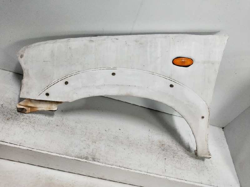 Recambio de aleta delantera izquierda para nissan pick-up (d22) 2.5 turbodiesel referencia OEM IAM   