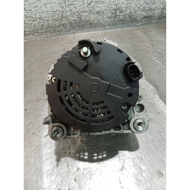 Recambio de alternador para volkswagen passat b3/b4 (3a2, 35i) 1.9 tdi referencia OEM IAM   97
