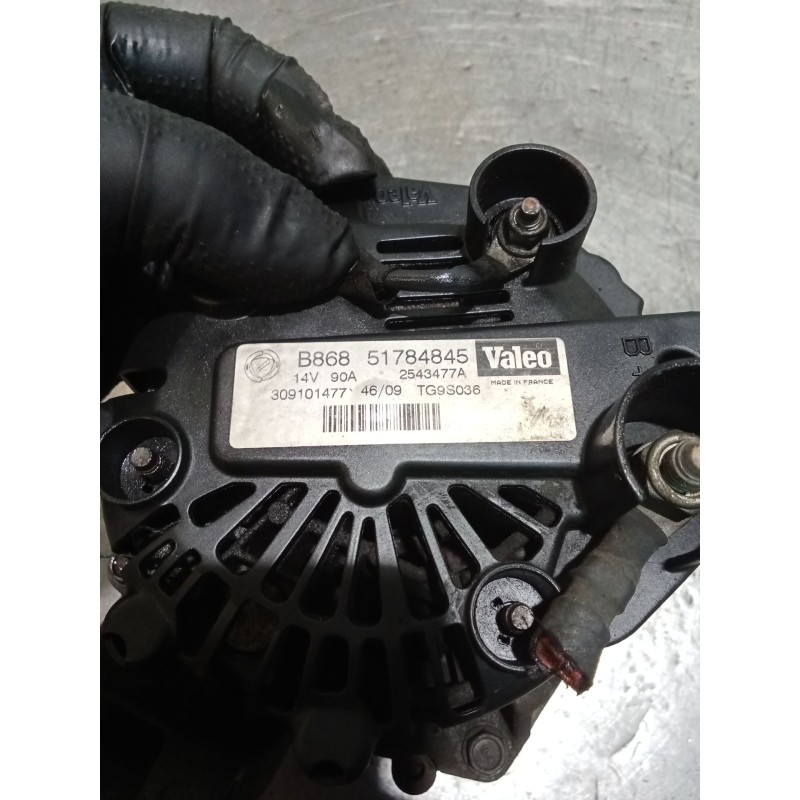 Recambio de alternador para fiat fiorino monospace (225_) 1.3 jtd multijet (225bxb1a, 225bxb11) referencia OEM IAM 51784845 2543