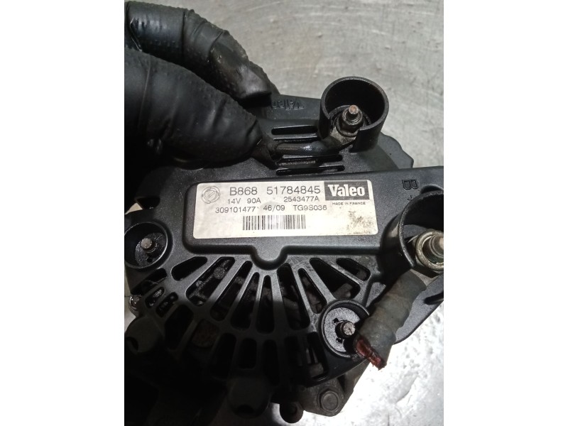 Recambio de alternador para fiat fiorino monospace (225_) 1.3 jtd multijet (225bxb1a, 225bxb11) referencia OEM IAM 51784845 2543