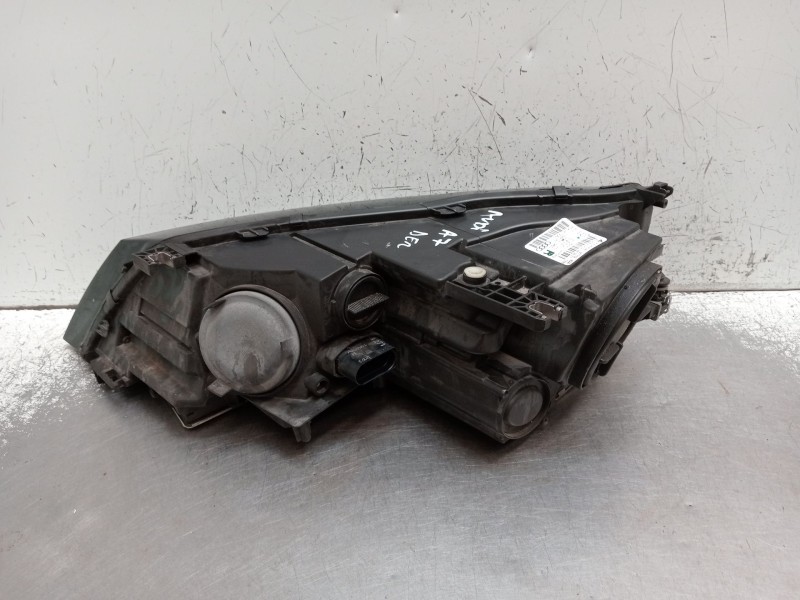 Recambio de faro derecho para audi a7 sportback (4ga, 4gf) 3.0 tdi quattro referencia OEM IAM 4G8941006 030125827207 4G0907397 8