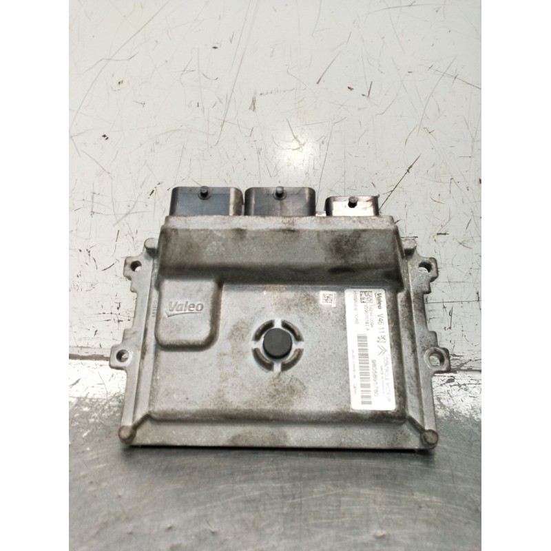 Recambio de centralita motor uce para citroën c3 ii (sc_) 1.0 vti 68 referencia OEM IAM 9805895780 142440094 V29035181A 2009