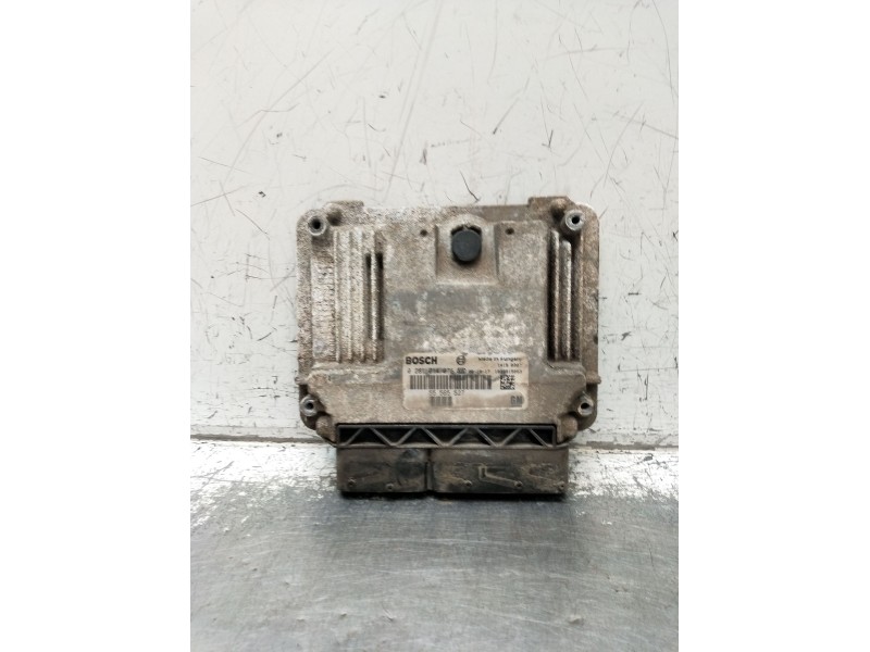 Recambio de centralita motor uce para saab 9-3 station wagon (e50) 1.9 tid referencia OEM IAM 0281014076 1039S15053 55565527 200