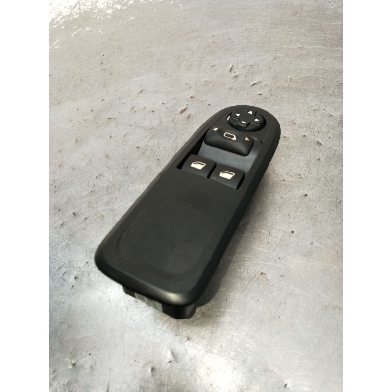 Recambio de mando elevalunas delantero izquierdo para citroën c3 ii (sc_) 1.0 vti 68 referencia OEM IAM  5P 2009