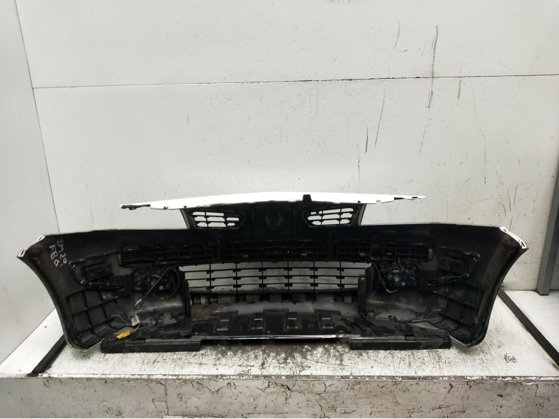 Recambio de paragolpes delantero para renault megane ii (bm0/1_, cm0/1_) 1.5 dci (bm1e, cm1e) referencia OEM IAM   