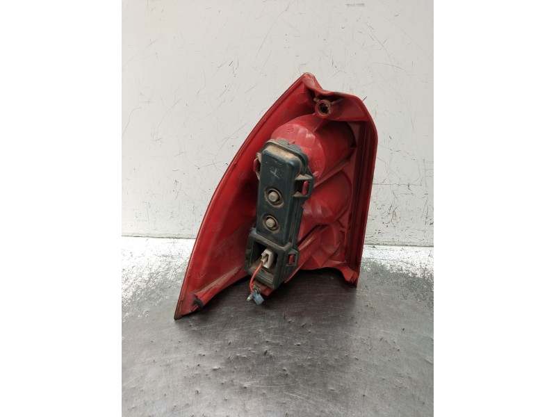 Recambio de piloto trasero derecho para peugeot 307 sw (3h) 2.0 hdi 110 referencia OEM IAM   
