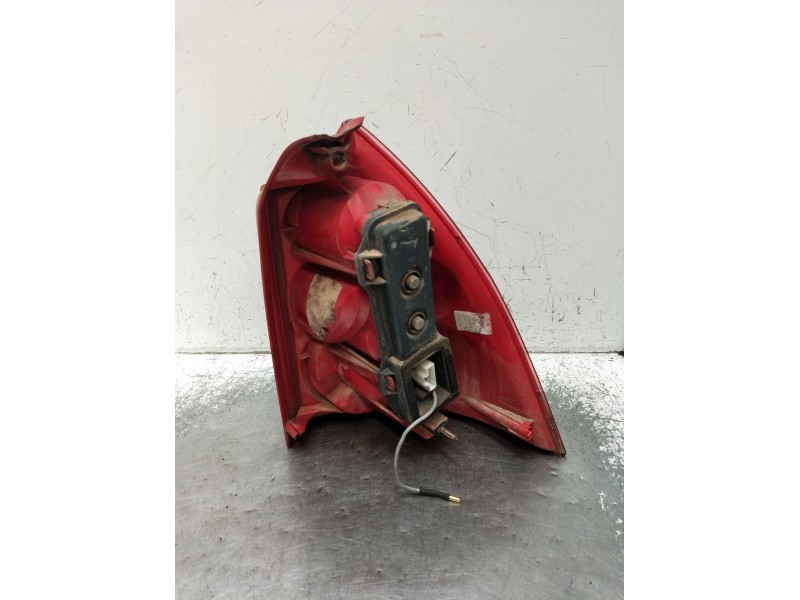 Recambio de piloto trasero izquierdo para peugeot 307 sw (3h) 2.0 hdi 110 referencia OEM IAM   