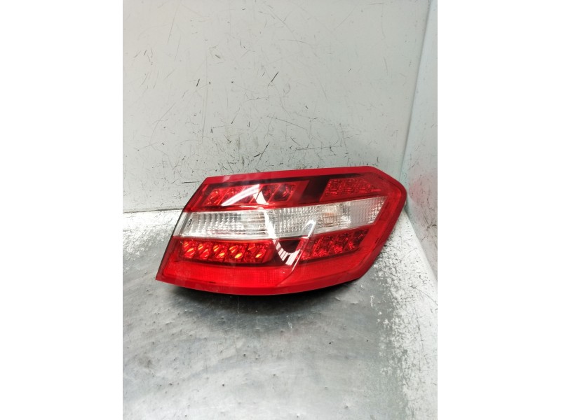 Recambio de piloto trasero derecho para mercedes-benz clase e (w212) e 220 cdi / bluetec (212.001, 212.002) referencia OEM IAM A