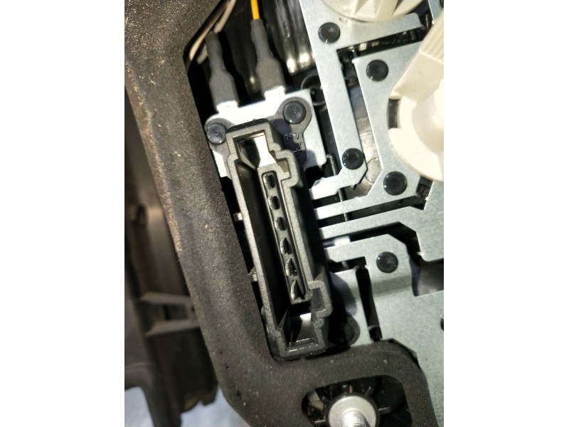 Recambio de piloto trasero izquierdo para saab 9-3 station wagon (e50) 1.9 tid referencia OEM IAM   2005