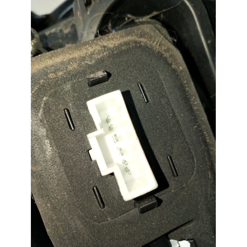 Recambio de piloto trasero izquierdo para citroën c3 ii (sc_) 1.0 vti 68 referencia OEM IAM   2009