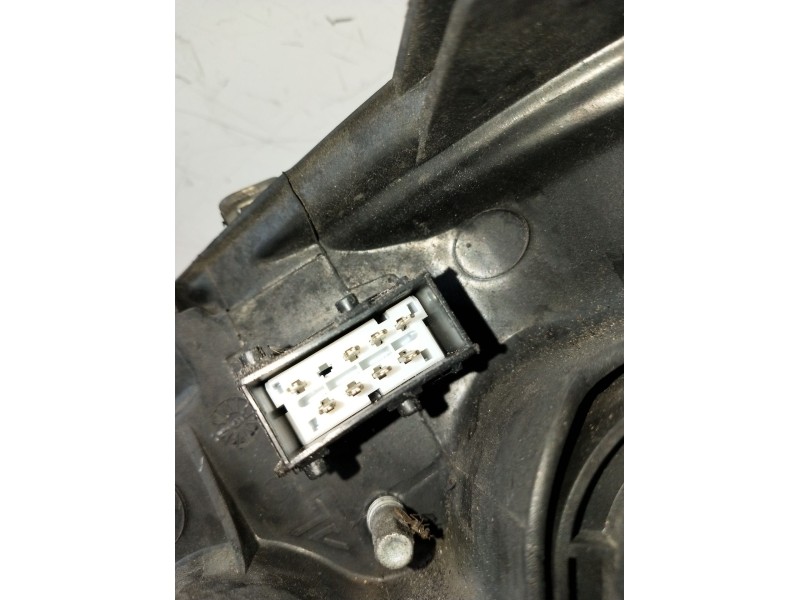 Recambio de faro derecho para citroën c3 i (fc_, fn_) 1.4 hdi referencia OEM IAM 9682672980  