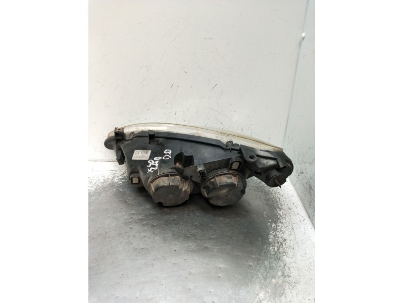 Recambio de faro derecho para peugeot 307 sw (3h) 2.0 hdi 110 referencia OEM IAM 9641615680 89005039 