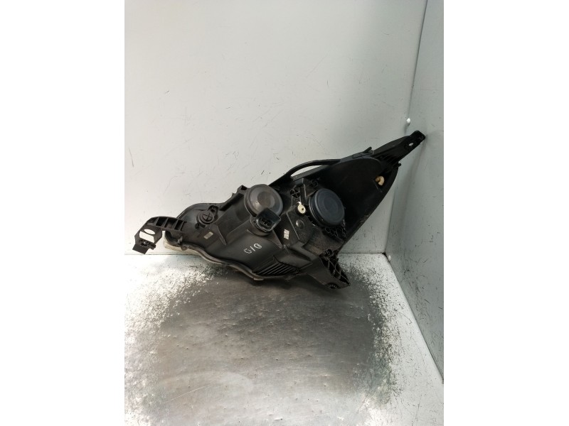 Recambio de faro derecho para citroën c3 ii (sc_) 1.0 vti 68 referencia OEM IAM 9677033880  2009