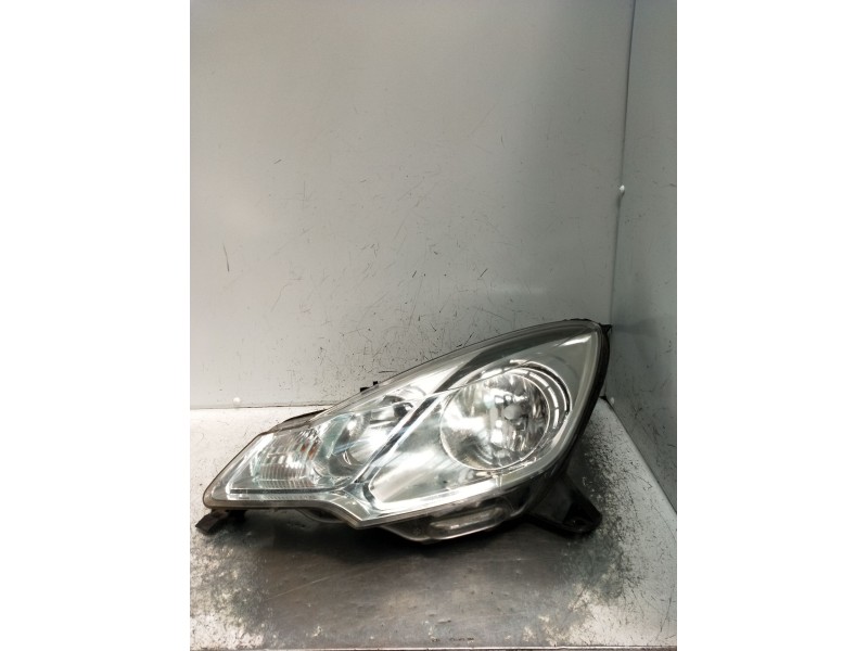 Recambio de faro izquierdo para citroën c3 ii (sc_) 1.0 vti 68 referencia OEM IAM 9677038280  2009