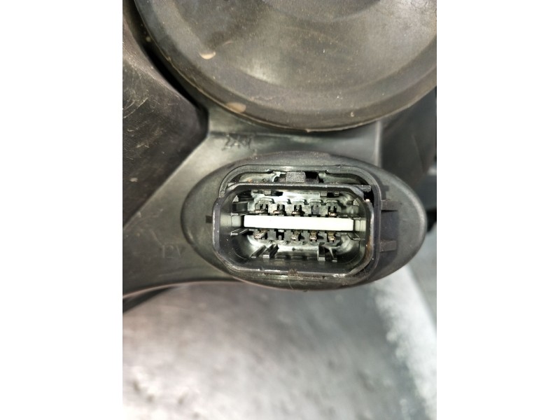 Recambio de faro izquierdo para citroën c3 ii (sc_) 1.0 vti 68 referencia OEM IAM 9677038280  2009