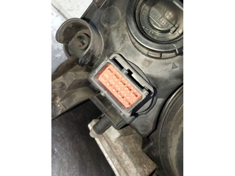 Recambio de faro izquierdo para saab 9-3 station wagon (e50) 1.9 tid referencia OEM IAM 5DV00829000 XENON 2005