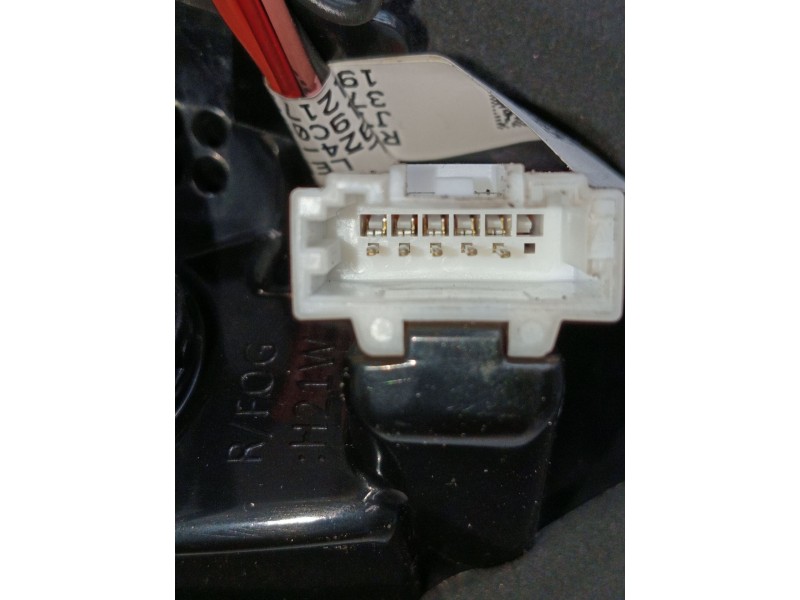 Recambio de piloto trasero derecho interior para kia ceed tourer (cd) 1.6 crdi 115 referencia OEM IAM 92404J7150  2018