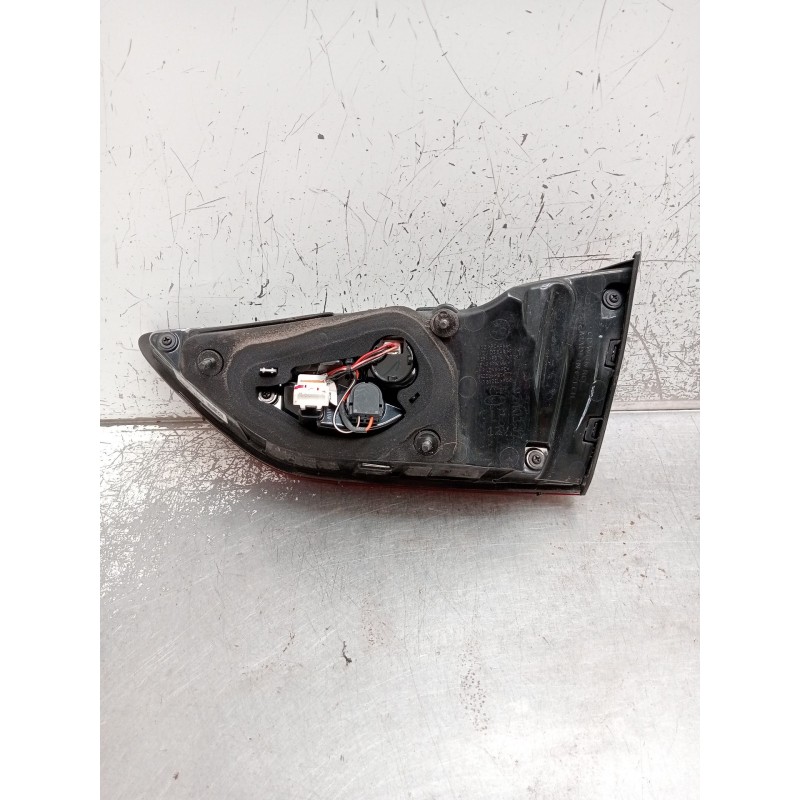 Recambio de piloto trasero izquierdo interior para kia ceed tourer (cd) 1.6 crdi 115 referencia OEM IAM 92403J7150  2018