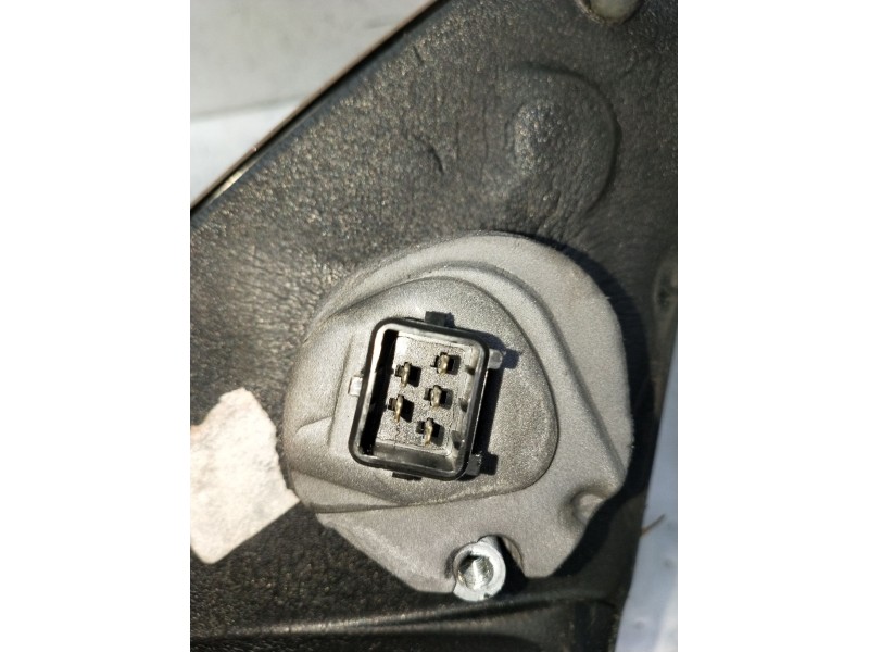 Recambio de retrovisor izquierdo para ford mondeo ii sedán (bfp) 2.0 i referencia OEM IAM  ELÉCTRICO 1997